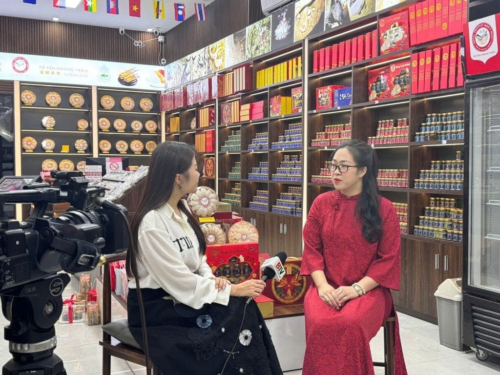 Quà Tặng Hoàng Triều – Sắc Màu Phái Đẹp BTV