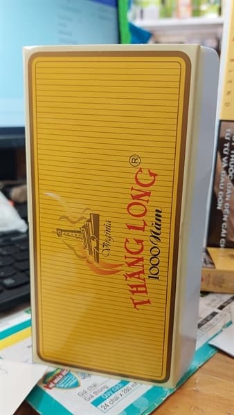 HỘP 10 BAO THUỐC LÁ THĂNG LONG SẮT 2